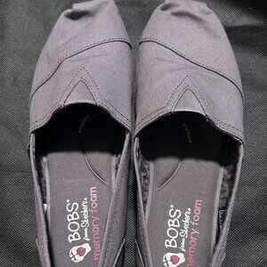 Skechers BOBS Memory Foam Slip-On Shoes – Women’s Size 8 (Gray)